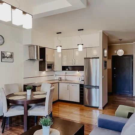 7 Z Duzym Tarasem Lägenhet *